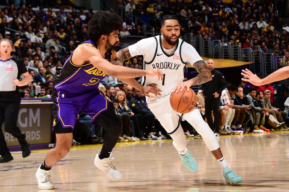 中超最佳阵容：武磊87分钟上演绝杀 费莱尼老当益壮