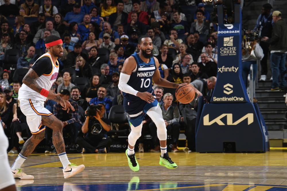 首发次数中 首发次数中